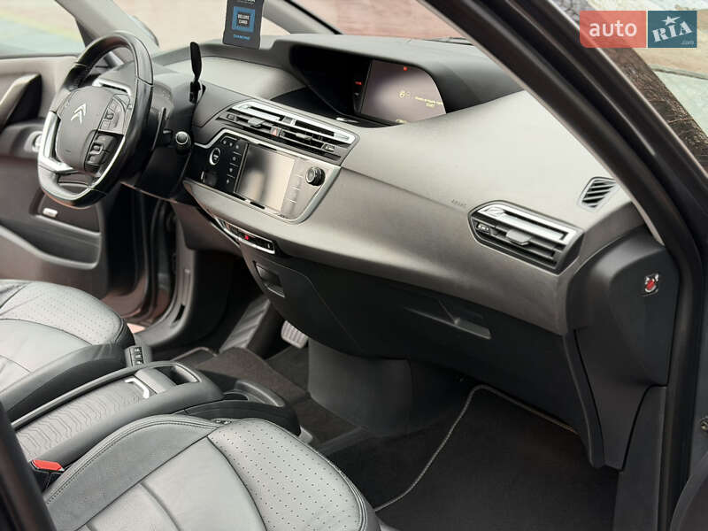 Минивэн Citroen Grand C4 Picasso 2016 в Ровно фото 25 Минивэн Citroen Grand C4 Picasso 2016 в Ровно