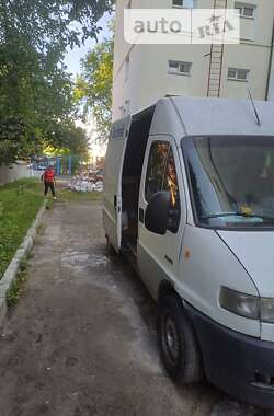Вантажний фургон Citroen Jumper 2000 в Києві