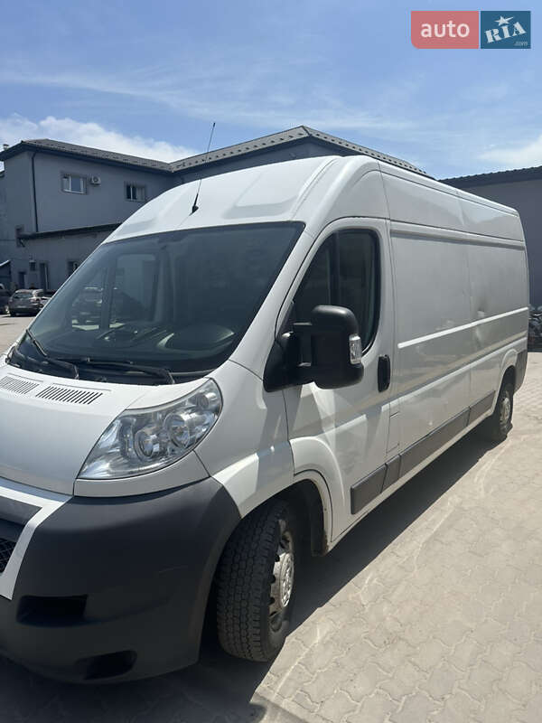 Вантажний фургон Citroen Jumper 2012 в Львові