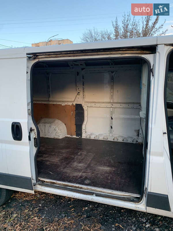 Грузовой фургон Citroen Jumper 2012 в Киеве