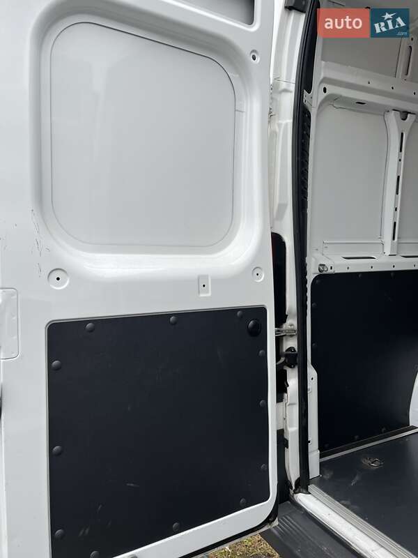 Грузовой фургон Citroen Jumper 2014 в Луцке