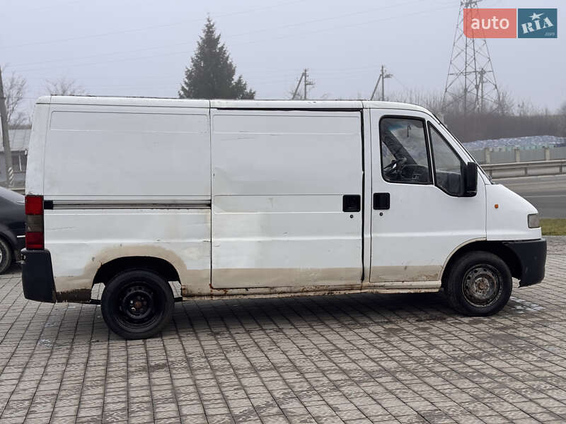 Вантажний фургон Citroen Jumper 1996 в Тернополі