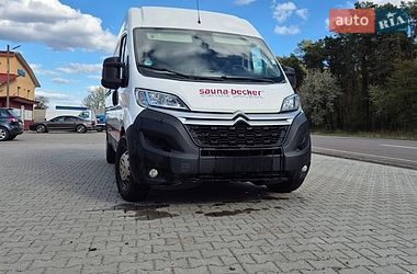 Вантажний фургон Citroen Jumper 2018 в Цумані