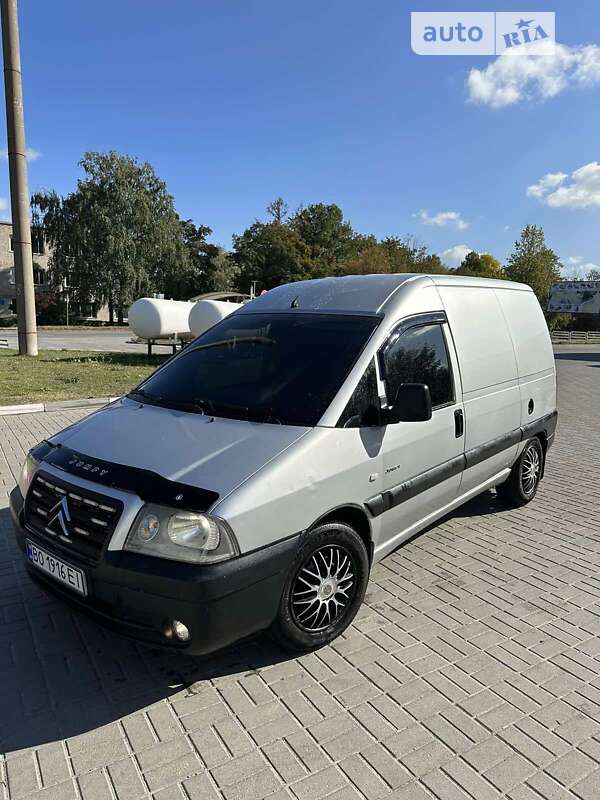 Грузовой фургон Citroen Jumpy 2005 в 