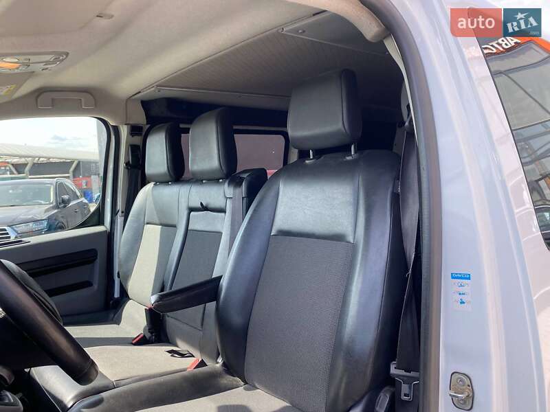 Грузопассажирский фургон Citroen Jumpy 2016 в Львове фото 24 Грузопассажирский фургон Citroen Jumpy 2016 в Львове