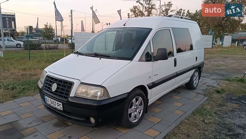 Минивэн Citroen Jumpy 2004 в Буче