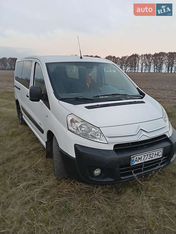 Минивэн Citroen Jumpy 2008 в 