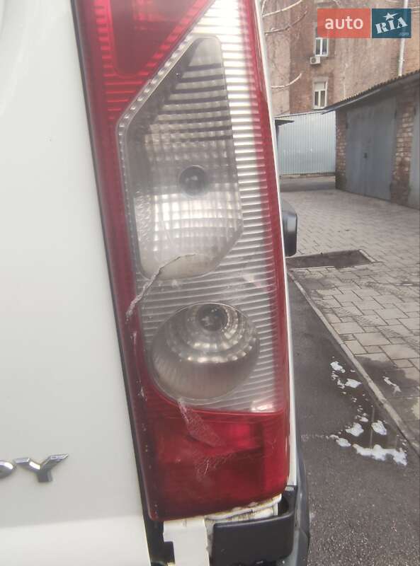 Вантажопасажирський фургон Citroen Jumpy 2010 в Харкові