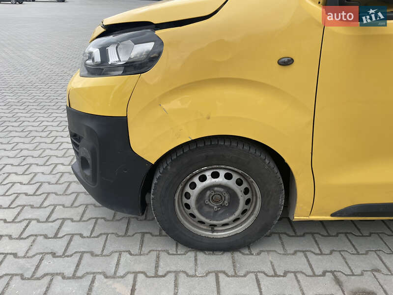 Вантажний фургон Citroen Jumpy 2017 в Львові