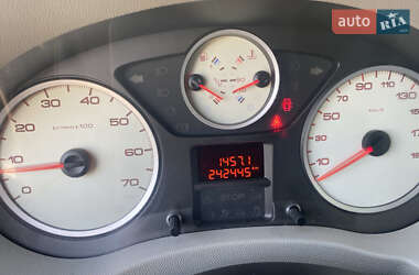 Минивэн Citroen Jumpy 2011 в 