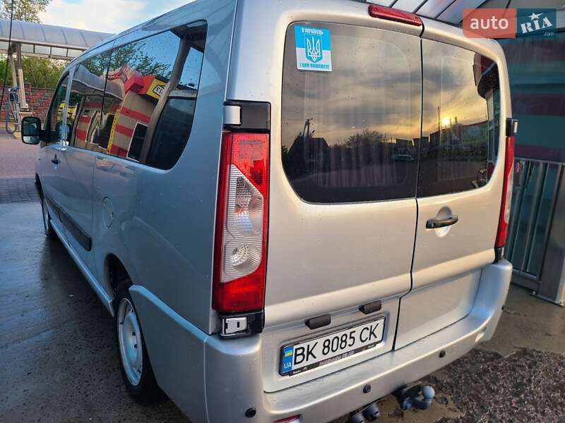 Минивэн Citroen Jumpy 2012 в Ровно