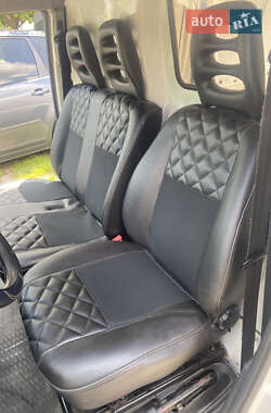 Грузовой фургон Citroen Jumpy 2000 в 