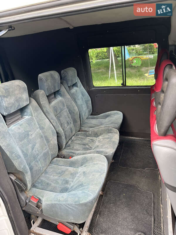 Минивэн Citroen Jumpy 2002 в Нововолынске