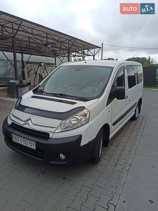 Минивэн Citroen Jumpy 2010 в Сатанове