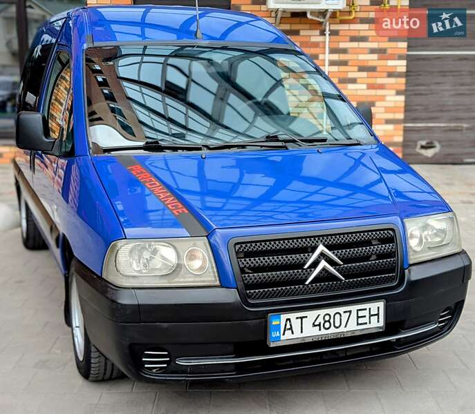 Минивэн Citroen Jumpy 2004 в Калуше