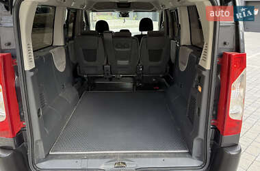 Минивэн Citroen Jumpy 2011 в 
