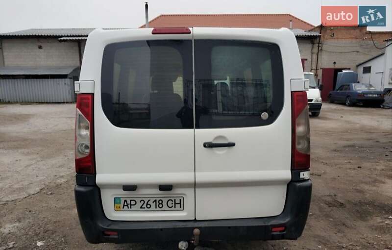 Минивэн Citroen Jumpy 2008 в 