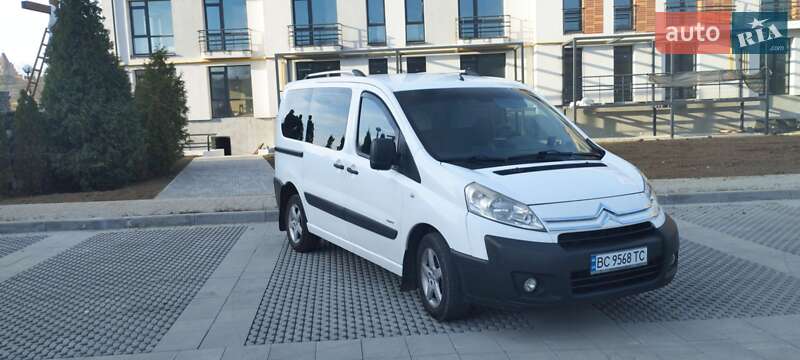 Минивэн Citroen Jumpy 2009 в 