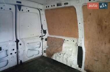 Грузопассажирский фургон Citroen Jumpy 2000 в 