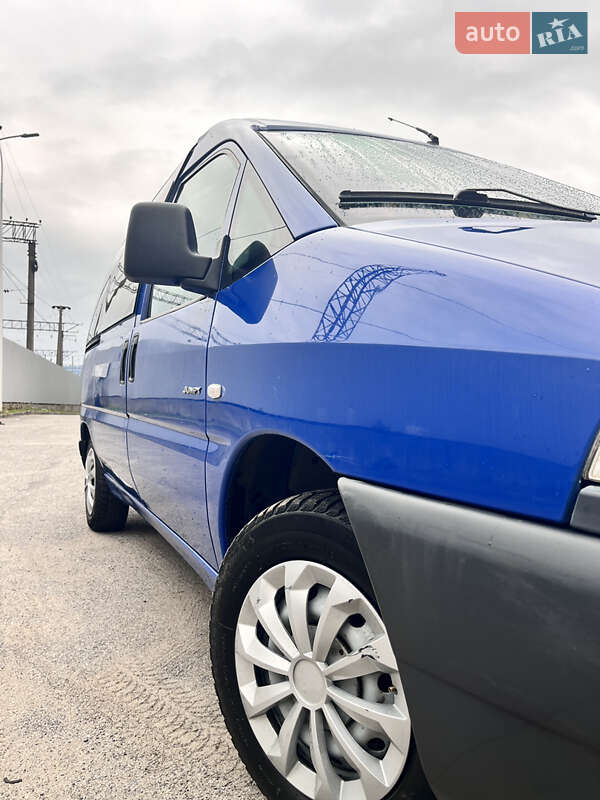 Минивэн Citroen Jumpy 2003 в Сваляве