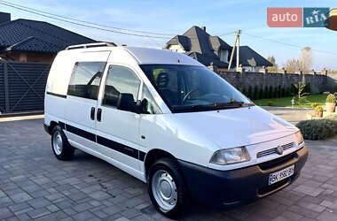 Вантажний фургон Citroen Jumpy 2001 в  фото 2 Вантажний фургон Citroen Jumpy 2001 в