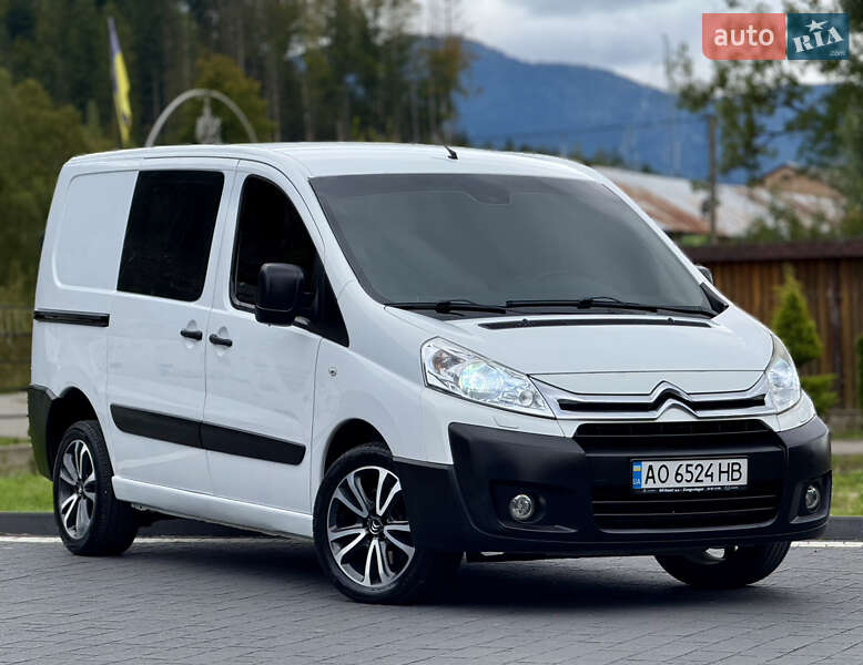 Вантажний фургон Citroen Jumpy 2014 в Міжгір'ї