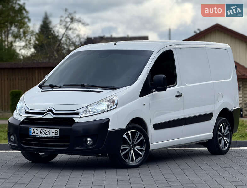 Вантажний фургон Citroen Jumpy 2014 в Міжгір'ї