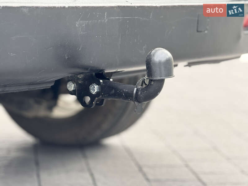 Вантажний фургон Citroen Jumpy 2014 в Міжгір'ї