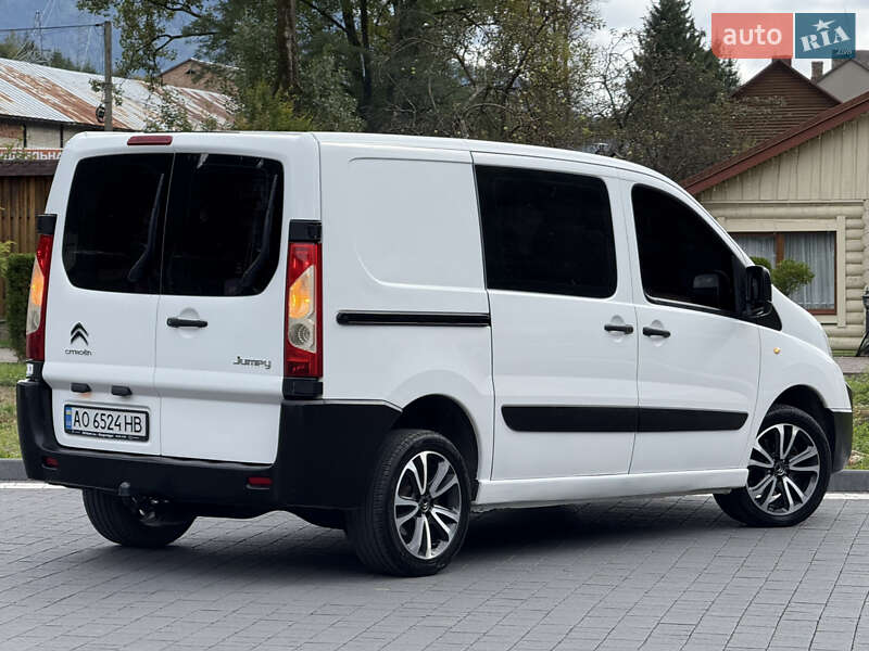 Вантажний фургон Citroen Jumpy 2014 в Міжгір'ї