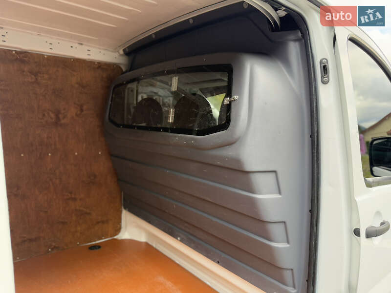 Вантажний фургон Citroen Jumpy 2014 в Міжгір'ї