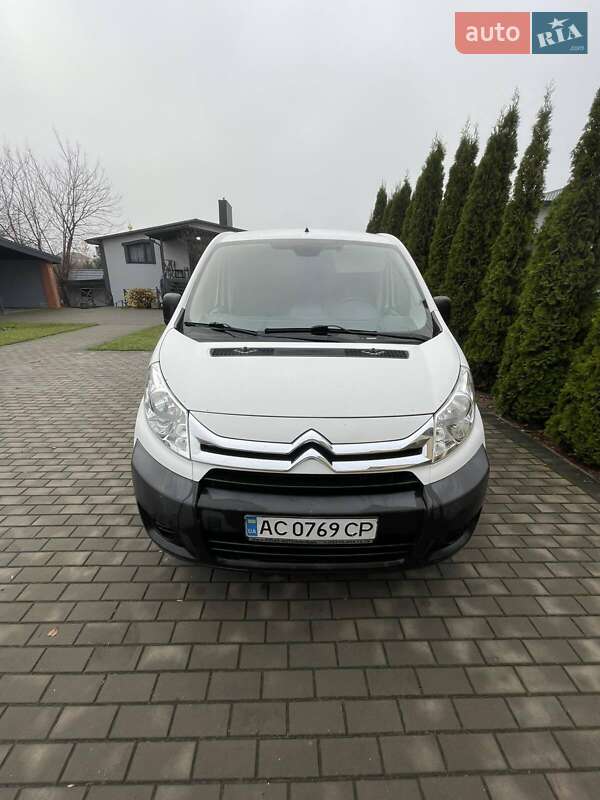 Вантажний фургон Citroen Jumpy 2015 в Луцьку