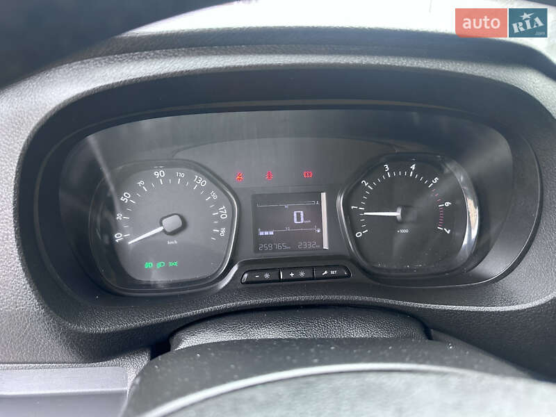 Минивэн Citroen Jumpy 2018 в Ивано-Франковске фото 24 Минивэн Citroen Jumpy 2018 в Ивано-Франковске