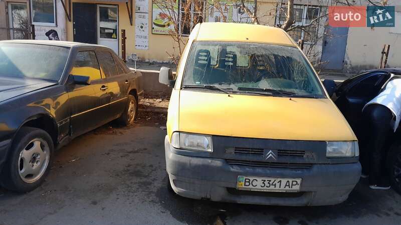 Грузовой фургон Citroen Jumpy 2000 в Львове