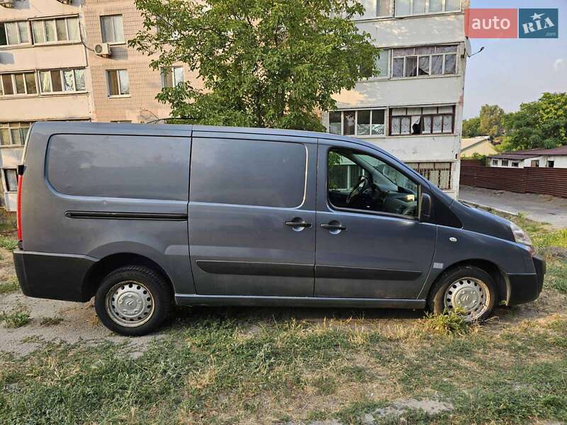 Грузовой фургон Citroen Jumpy 2013 в Запорожье