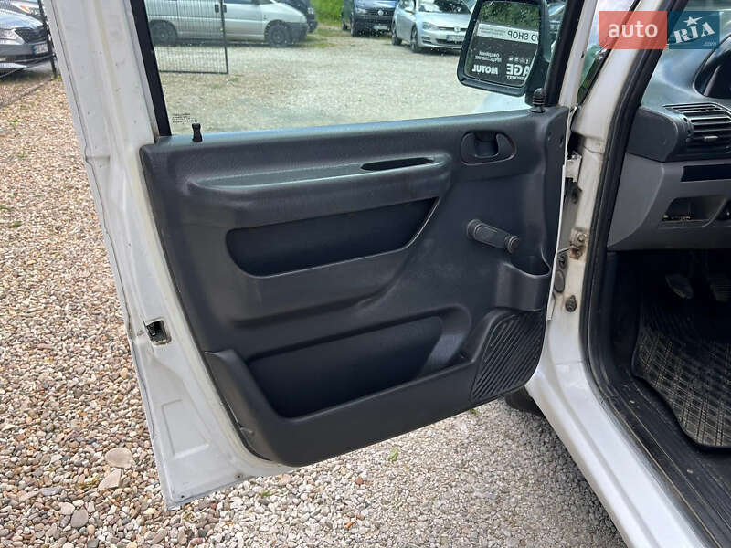 Минивэн Citroen Jumpy 2001 в Залещиках фото 9 Минивэн Citroen Jumpy 2001 в Залещиках