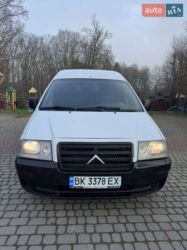Минивэн Citroen Jumpy 2004 в Тернополе фото 2 Минивэн Citroen Jumpy 2004 в Тернополе