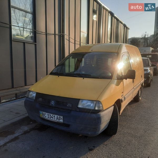 Вантажний фургон Citroen Jumpy 2000 в Львові