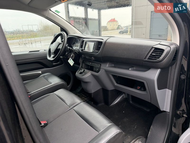 Вантажопасажирський фургон Citroen Jumpy 2016 в Калуші