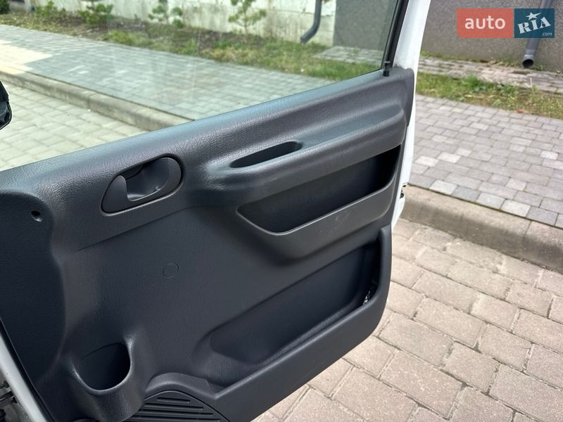 Минивэн Citroen Jumpy 2004 в Луцке фото 28 Минивэн Citroen Jumpy 2004 в Луцке