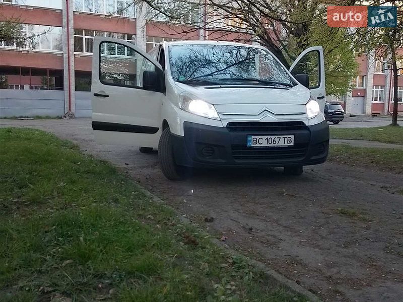 Грузовой фургон Citroen Jumpy 2011 в Львове