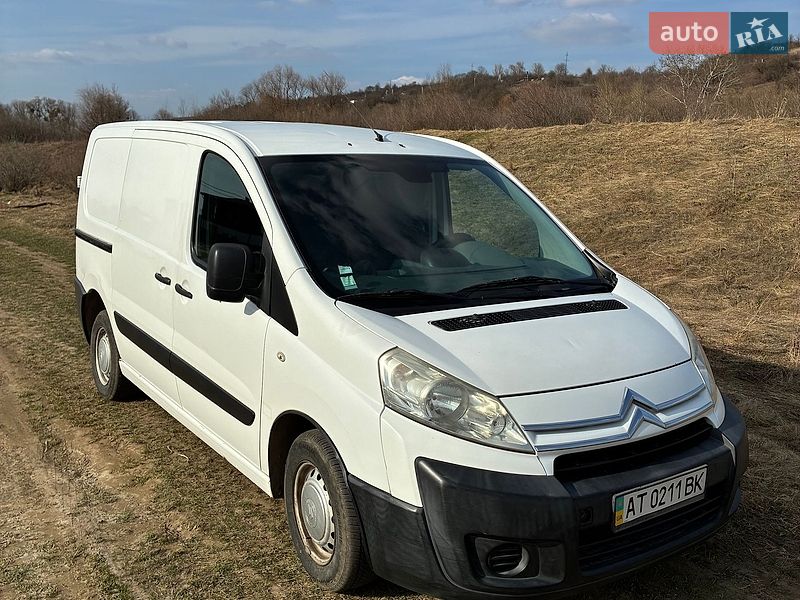 Вантажний фургон Citroen Jumpy 2008 в Івано-Франківську
