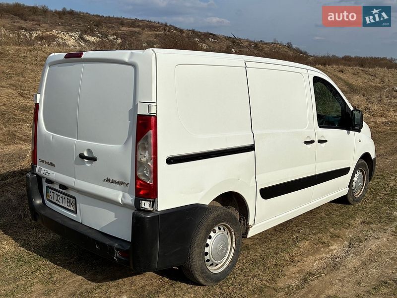 Вантажний фургон Citroen Jumpy 2008 в Івано-Франківську