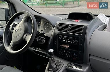 Вантажний фургон Citroen Jumpy 2011 в Тернополі