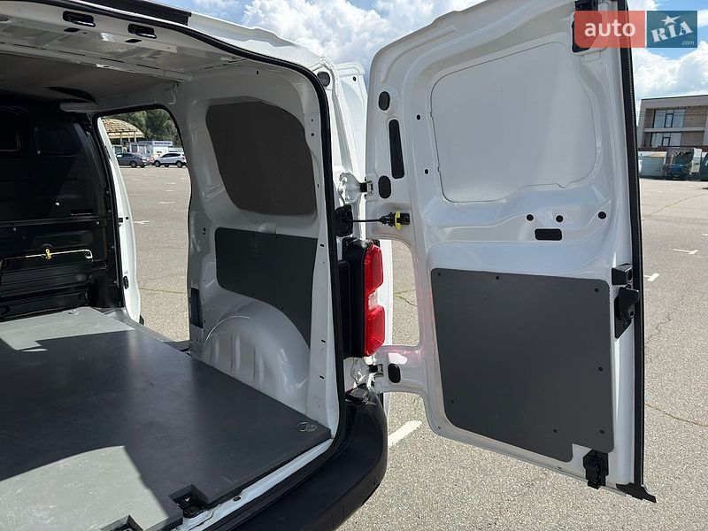 Грузовой фургон Citroen Jumpy 2017 в Киеве