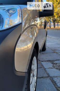 Минивэн Citroen Nemo 2012 в 