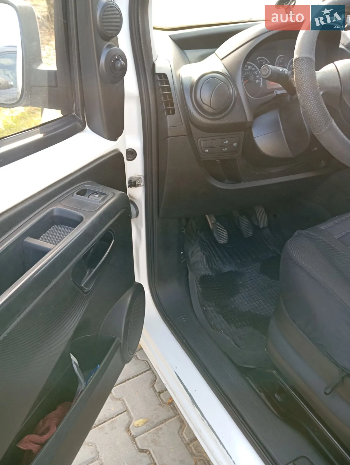 2011 Citroen Nemo - мініатюра 8