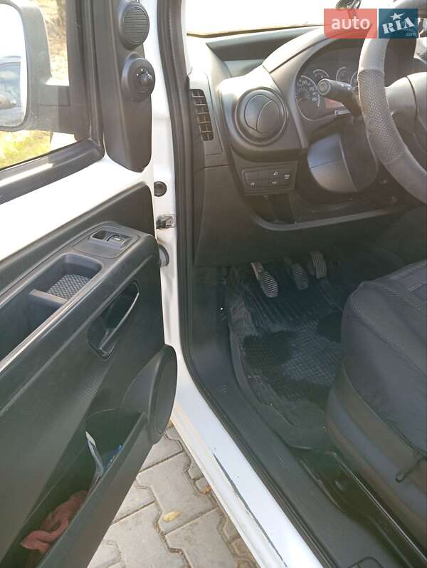 Мінівен Citroen Nemo 2011 в Львові