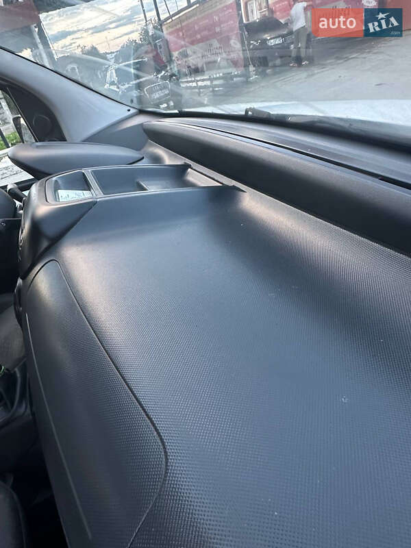 Минивэн Citroen Nemo 2009 в Косове фото 20 Минивэн Citroen Nemo 2009 в Косове