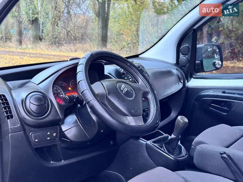 Мінівен Citroen Nemo 2012 в Охтирці