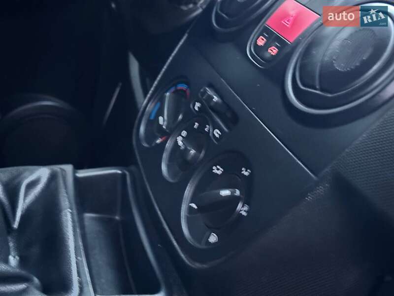 Мінівен Citroen Nemo 2012 в Охтирці